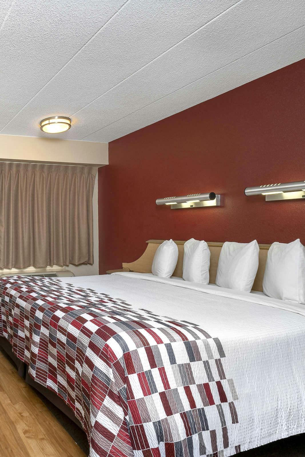 Hotel Red Roof Inn Cleveland - Mentor/ Willoughby photo 5