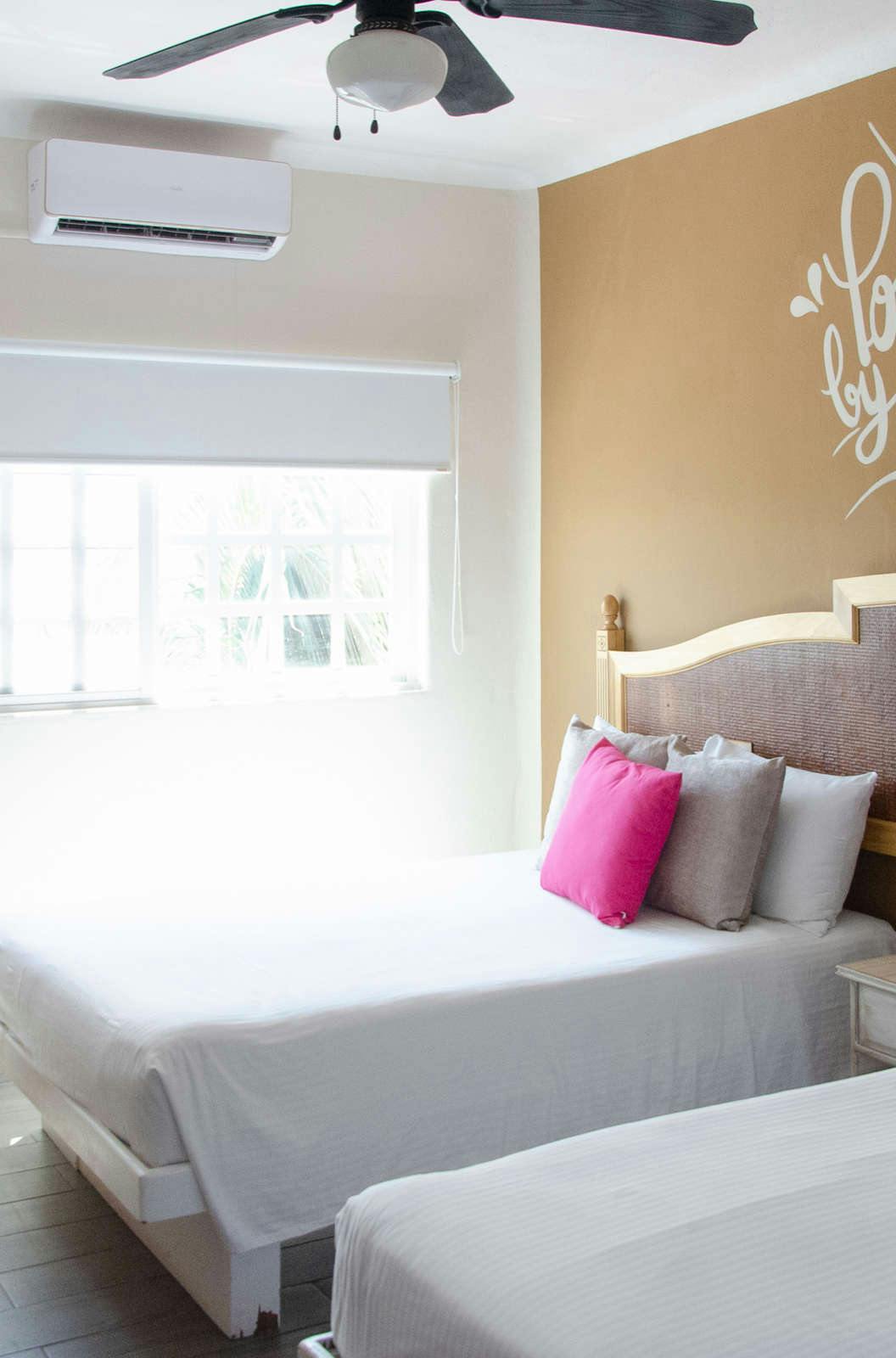 Hotel Mala Vecindad Playa Beer Hotel photo 2