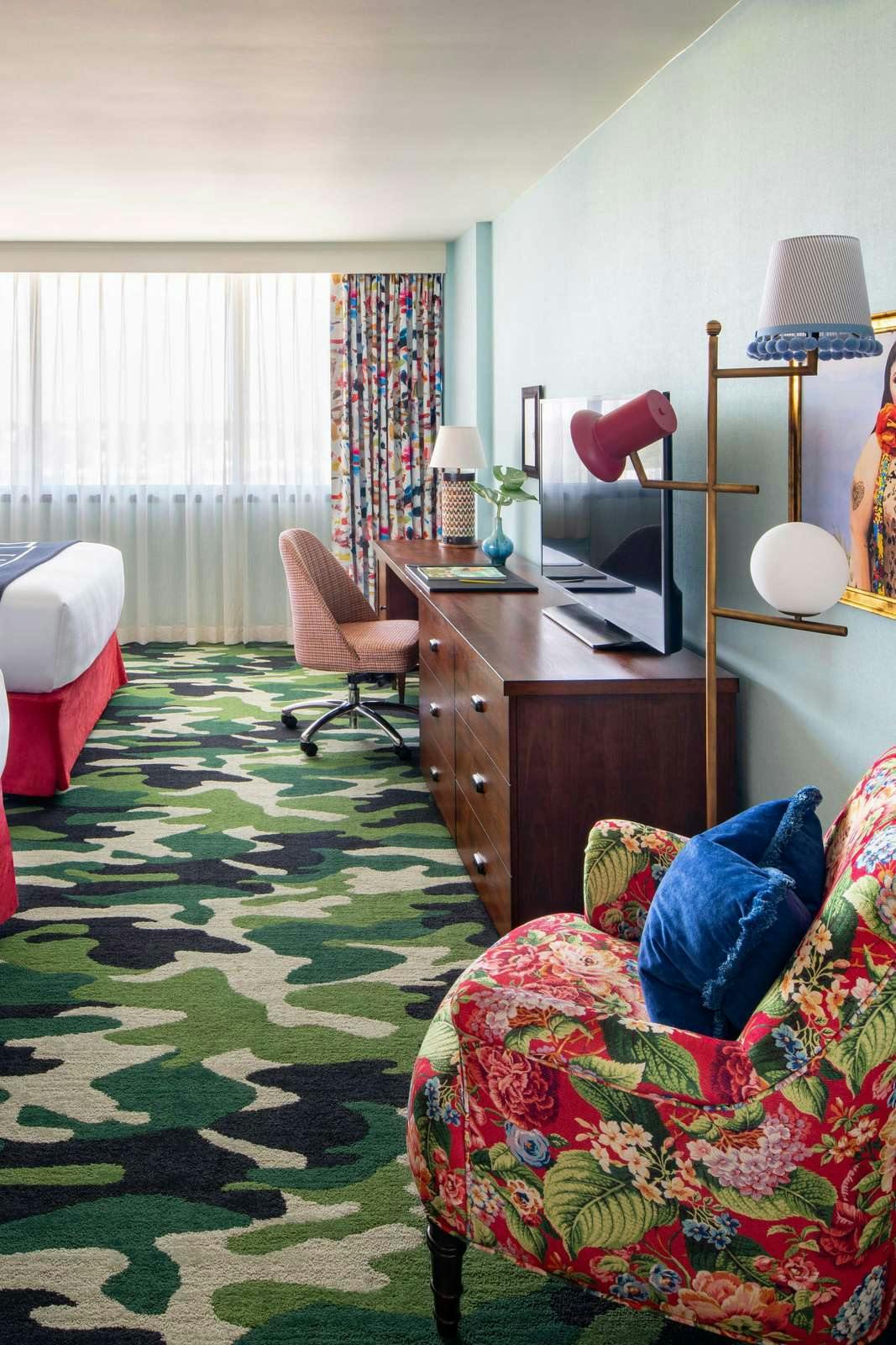 Hotel Graduate by Hilton Fayetteville photo 4