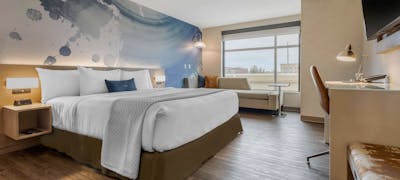 Cambria Hotel Milwaukee Downtown