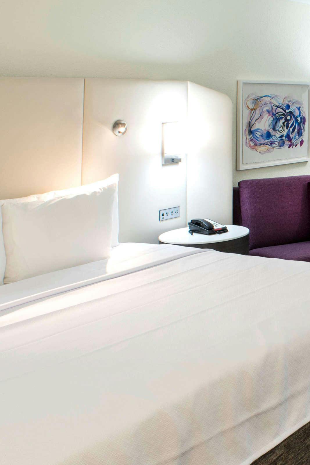 Hotel Crowne Plaza Orlando - Lake Buena Vista photo 1