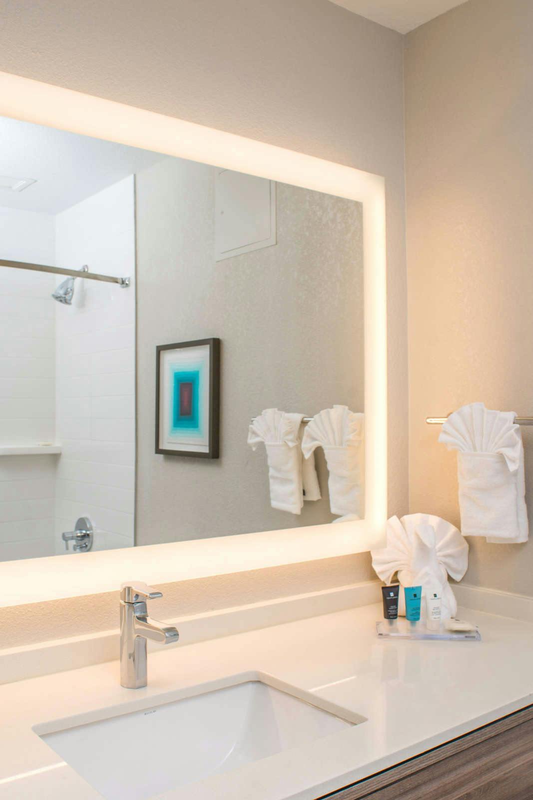 Hotel Crowne Plaza Orlando - Lake Buena Vista photo 4