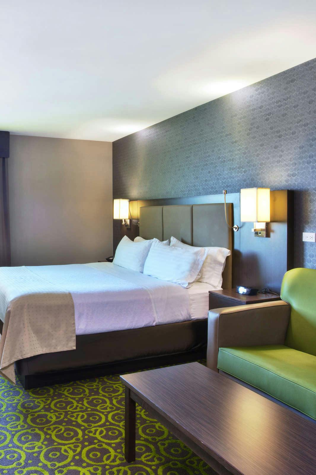 Hotel Holiday Inn Express Winnipeg Airport Polo Park photo 5