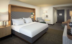 Holiday Inn & Suites Cedar Falls Waterloo Event Ctr