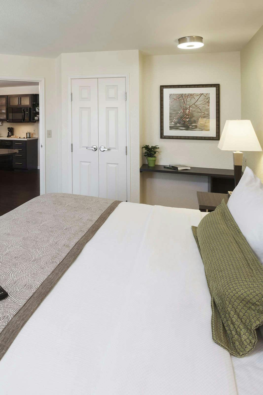 Hotel Candlewood Suites Lodi photo 1