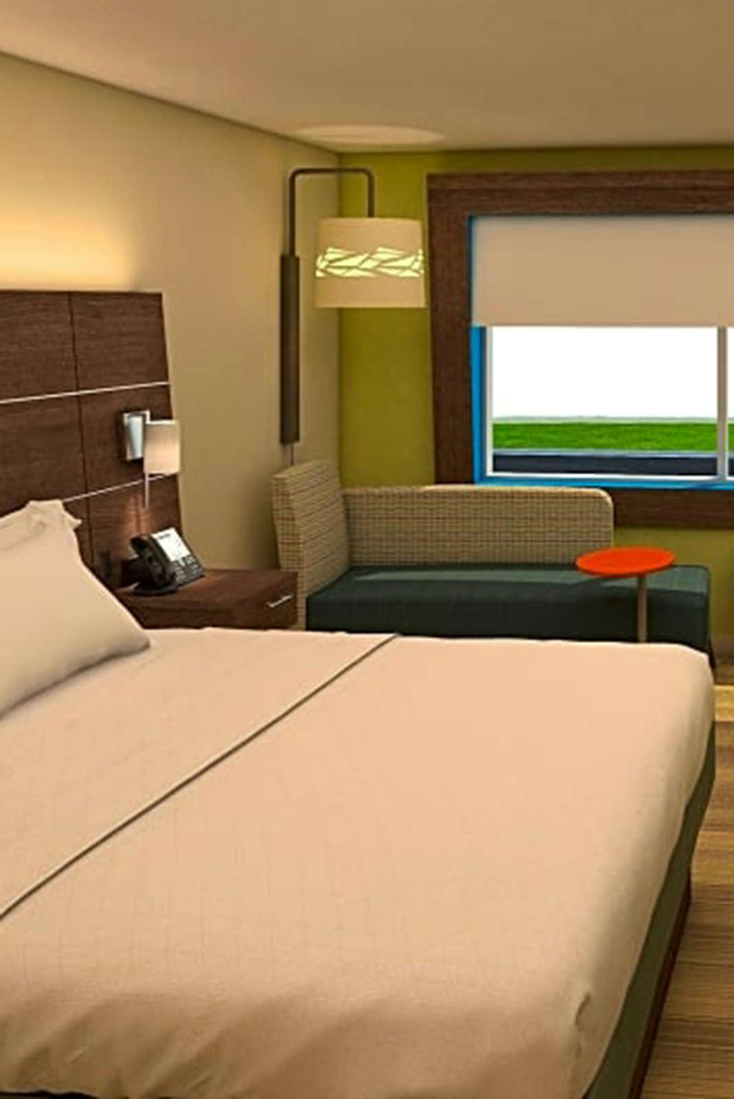 Hotel Holiday Inn Express & Suites Moreno Valley - Riverside photo 1