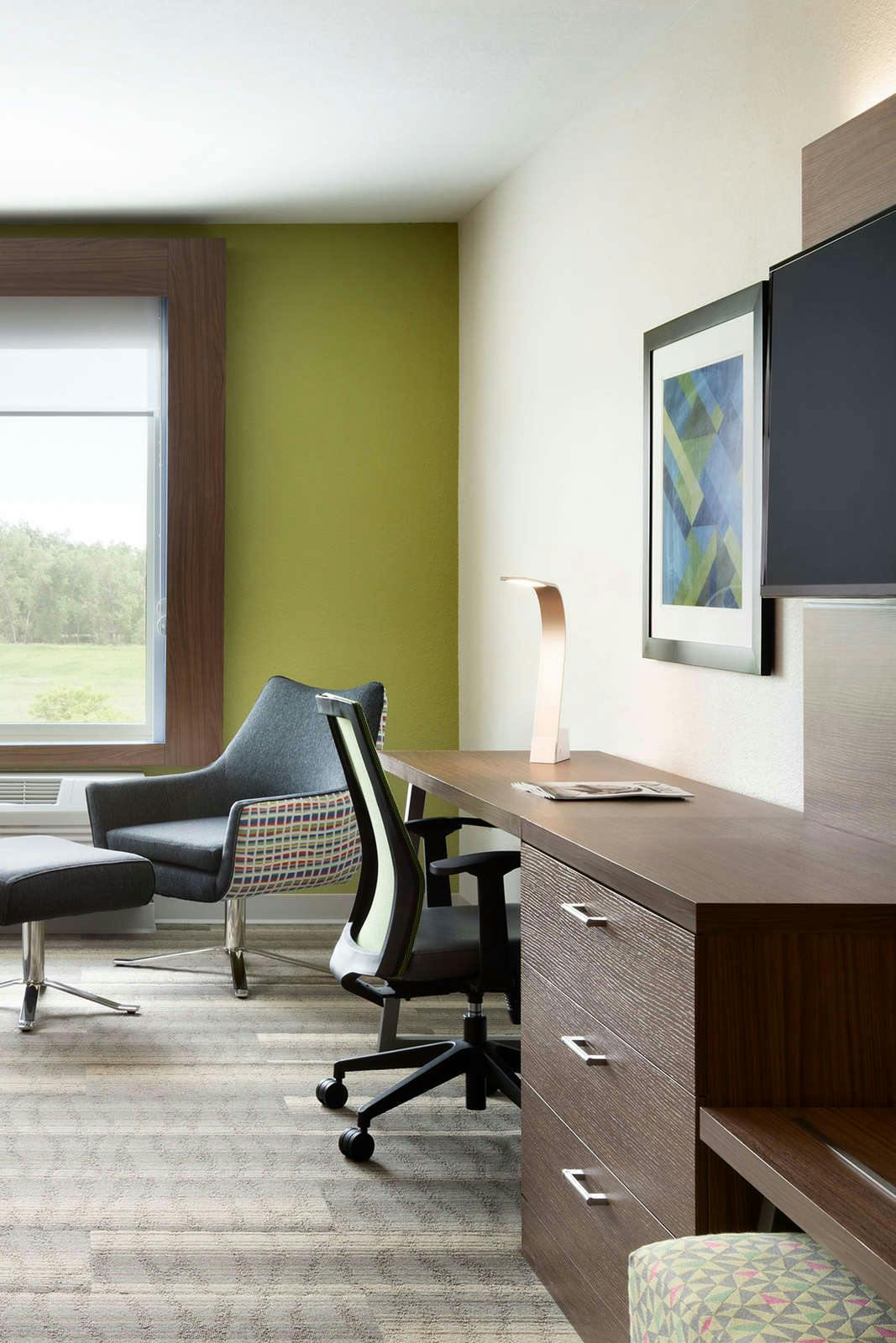 Hotel Holiday Inn Express & Suites Madisonville photo 5