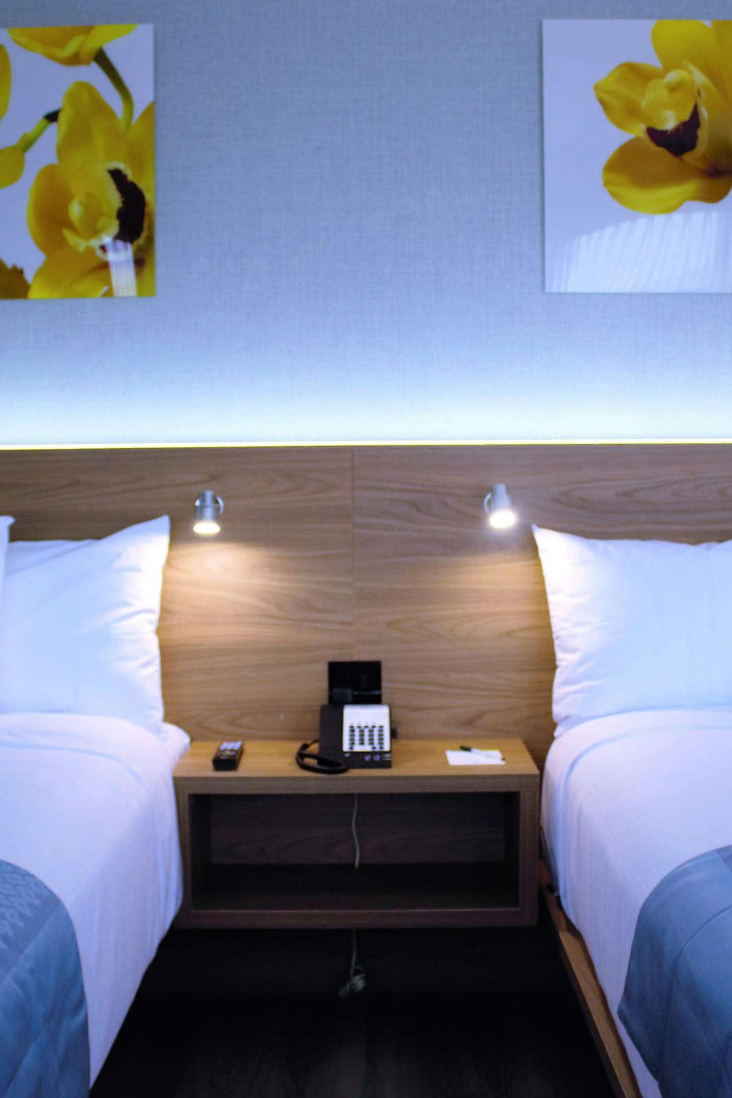 Hotel Wingate by Wyndham Long Island City photo 2