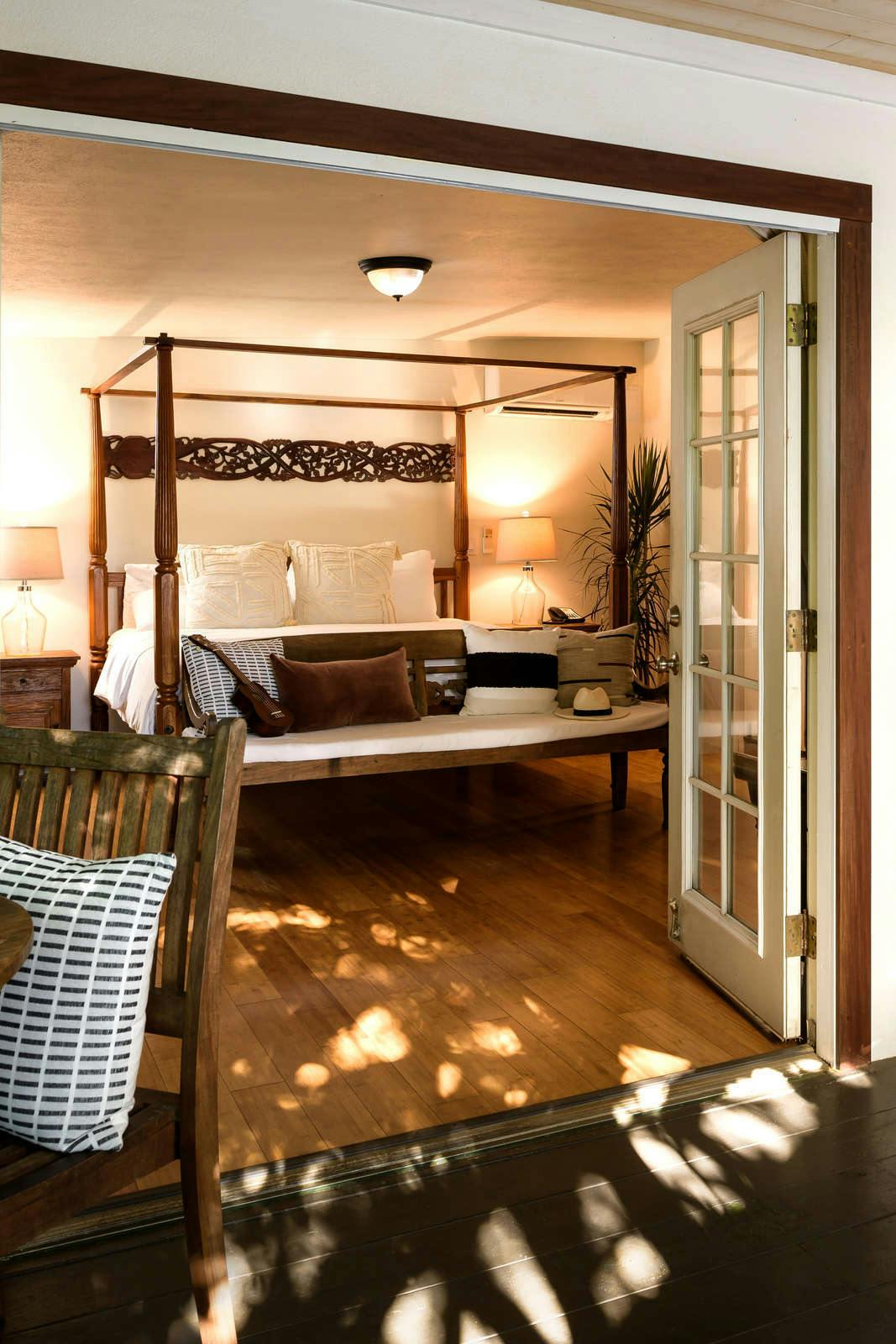 Hotel Paia Inn photo 2