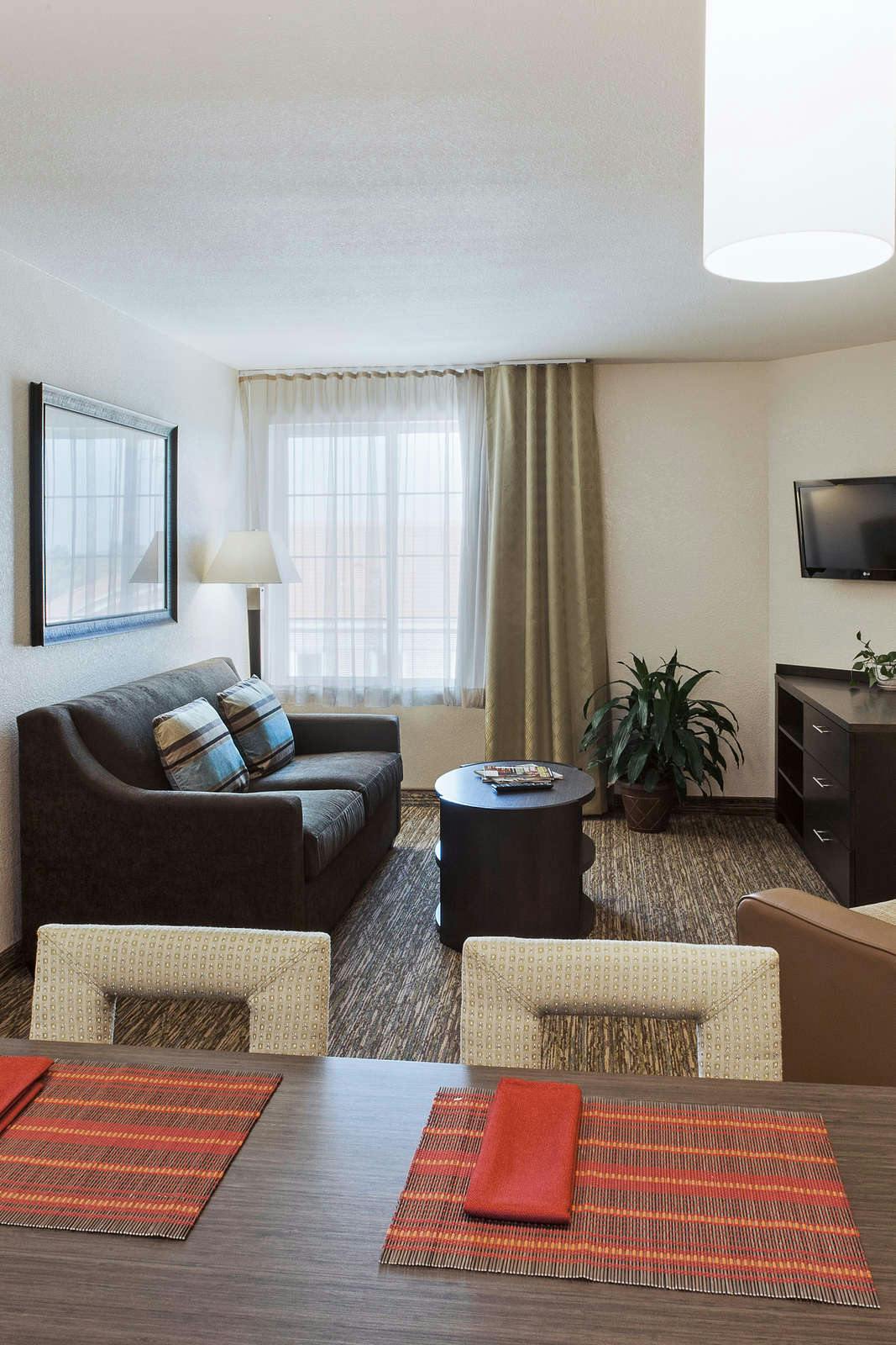 Hotel Candlewood Suites Jacksonville Mayport photo 2