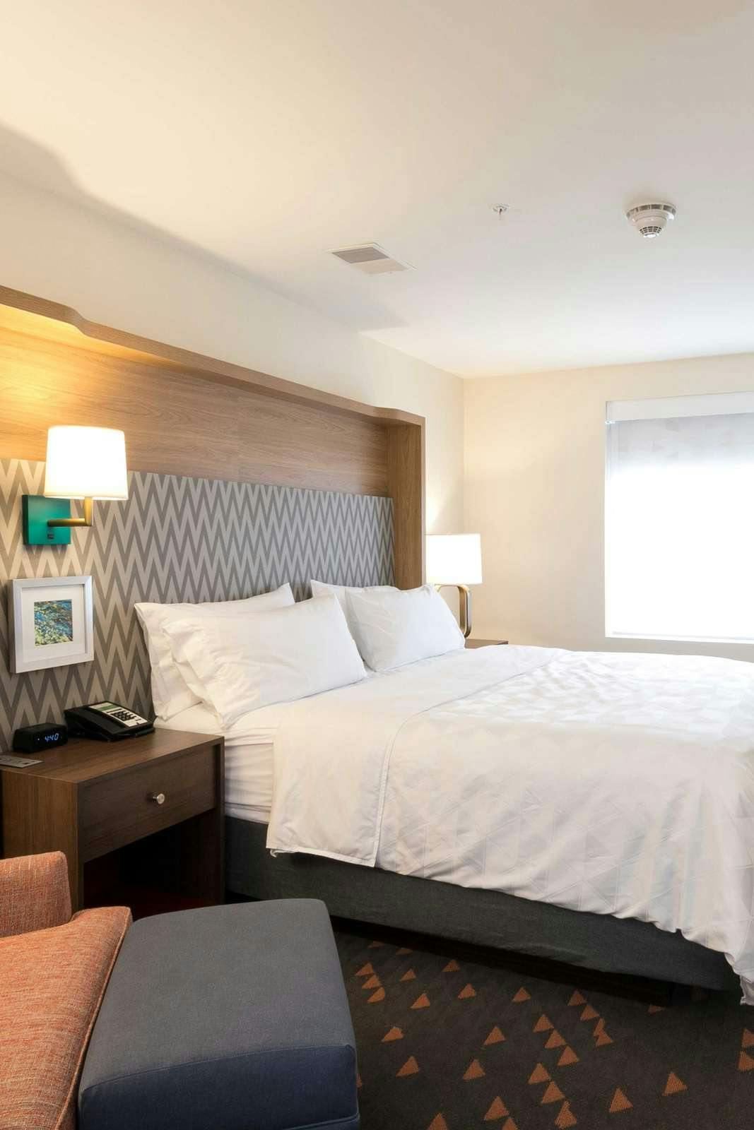Hotel Holiday Inn & Suites Kalamazoo West photo 5