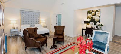 LA Sky Boutique Hotel