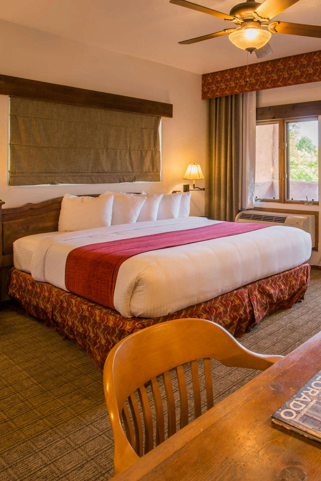 Hotel Table Mountain Inn photo 4