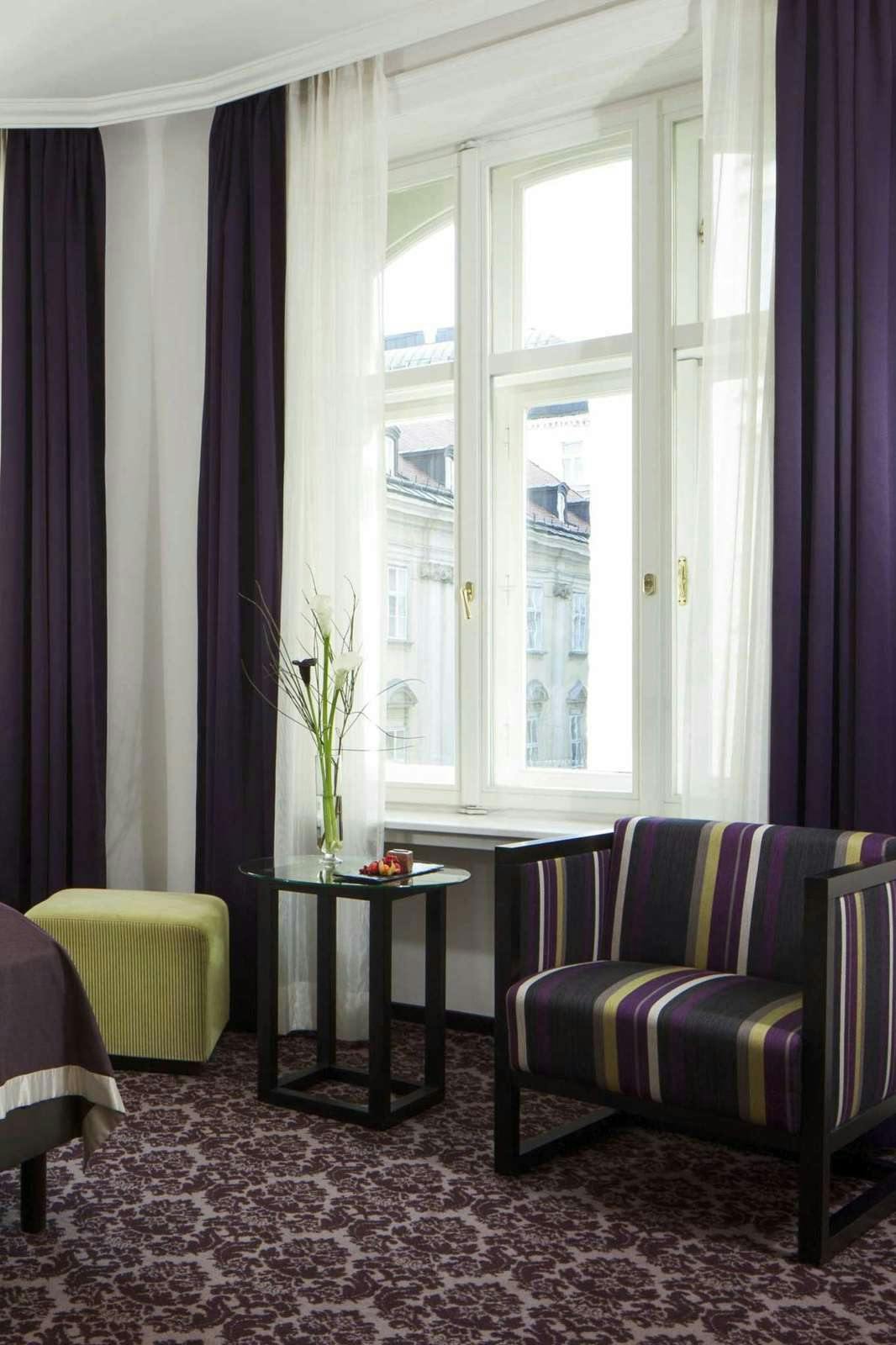 Hotel Steigenberger Hotel Herrenhof photo 5