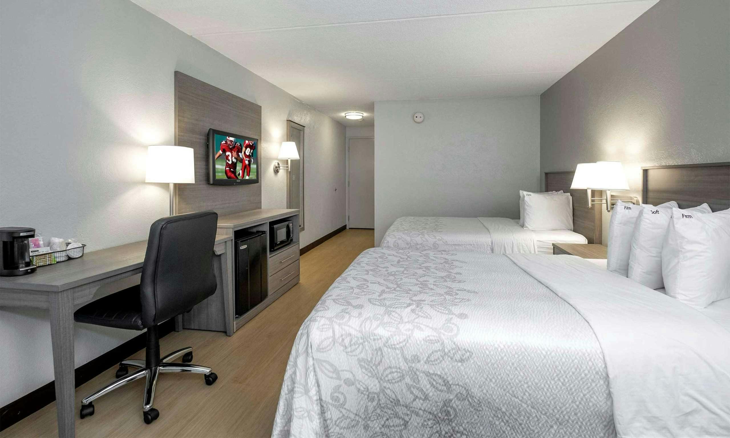 Red Roof PLUS+ Boston - Mansfield/ Foxboro