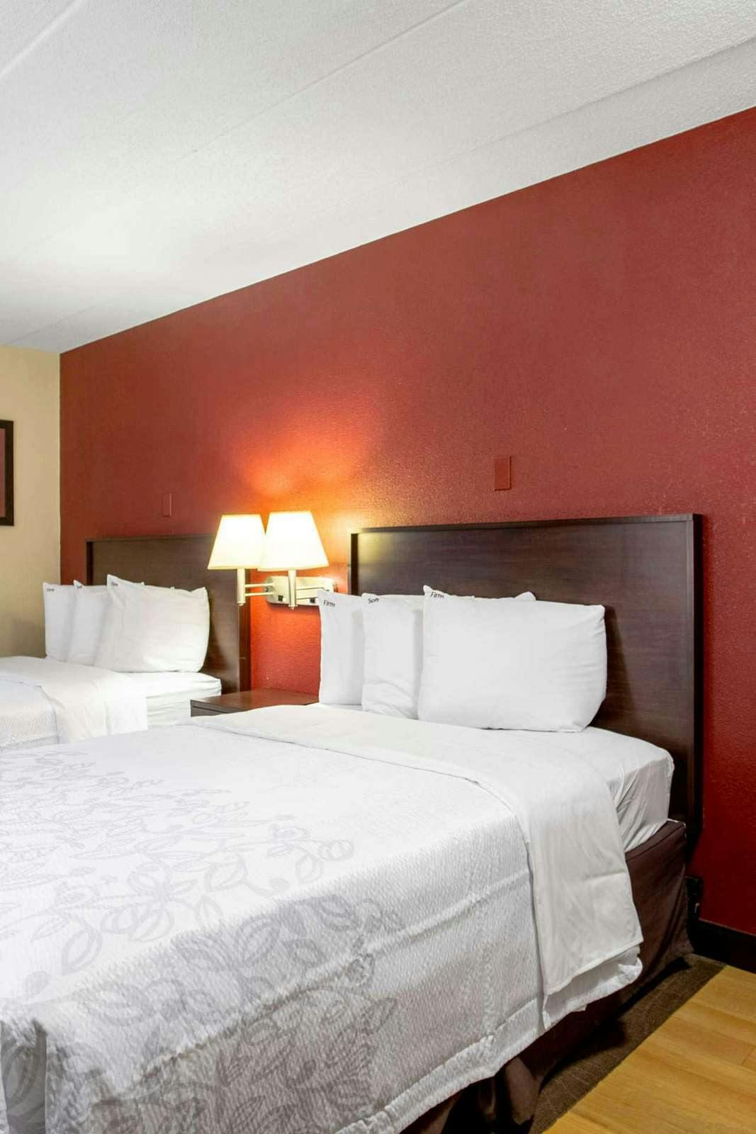 Hotel Red Roof PLUS+ Baltimore-Washington DC/BWI Airport photo 3