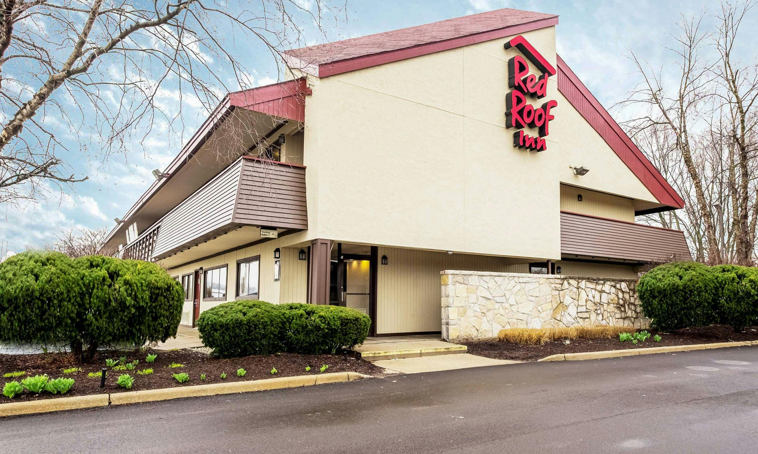 Red Roof Inn Indianapolis Greenwood 69 1 7 9 Greenwood Hotel Deals Reviews Kayak