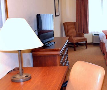 Country Inn Suites By Radisson Lake George Queensbury Ny