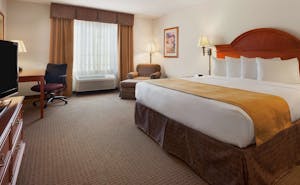 Country Inn & Suites by Radisson, Northwood, IA