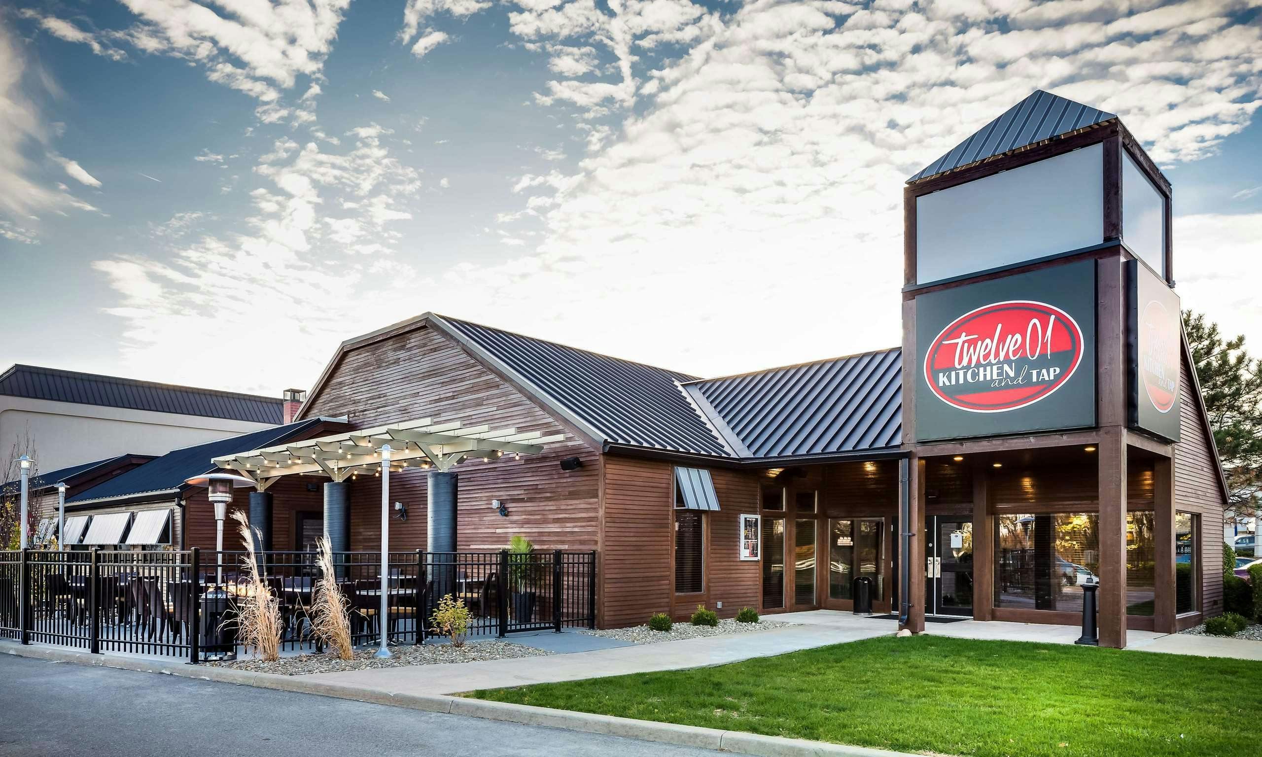 Last Minute Hotel Deals In Coralville Hoteltonight