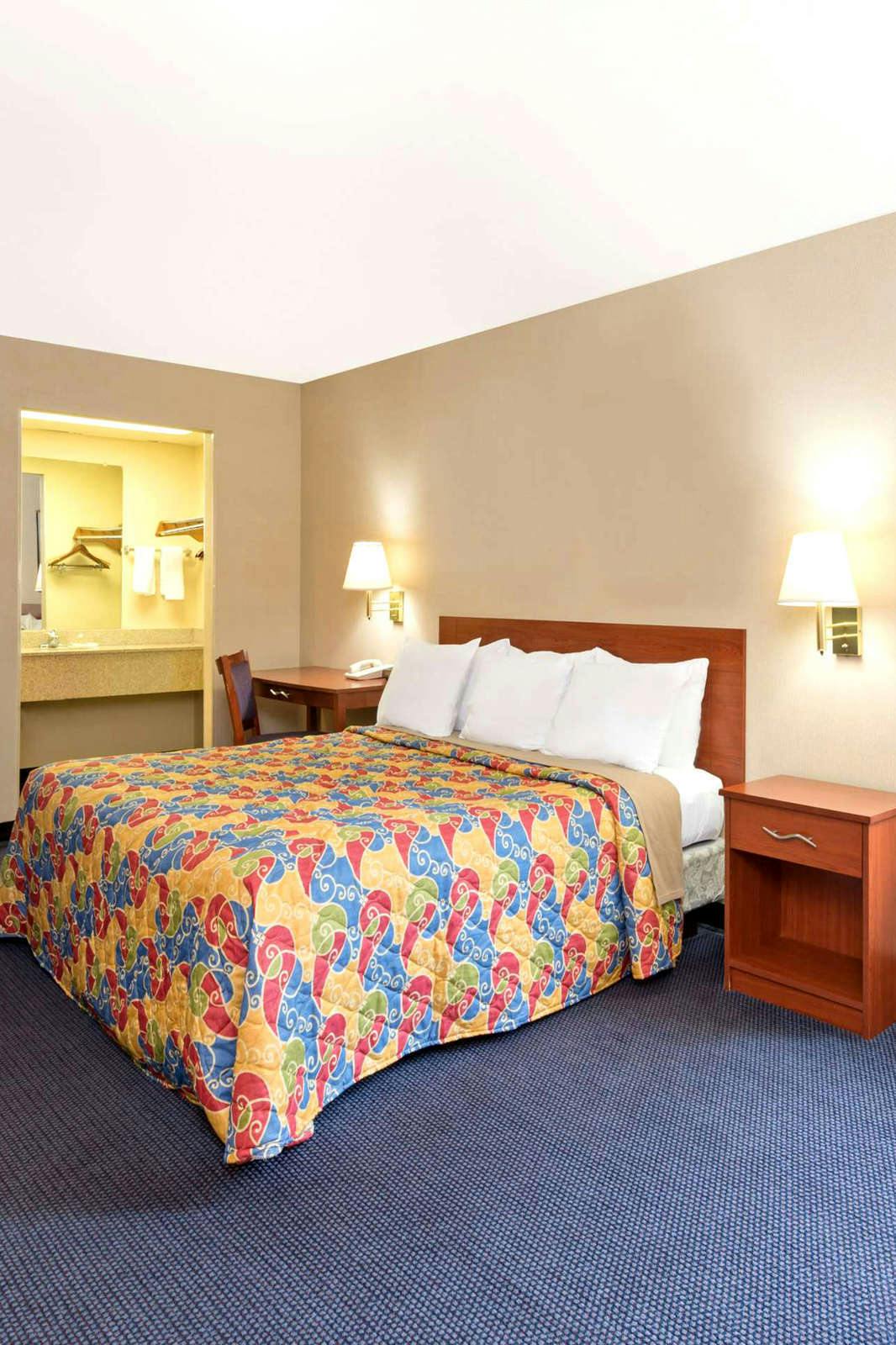 Hotel Knights Inn Elizabethtown photo 1