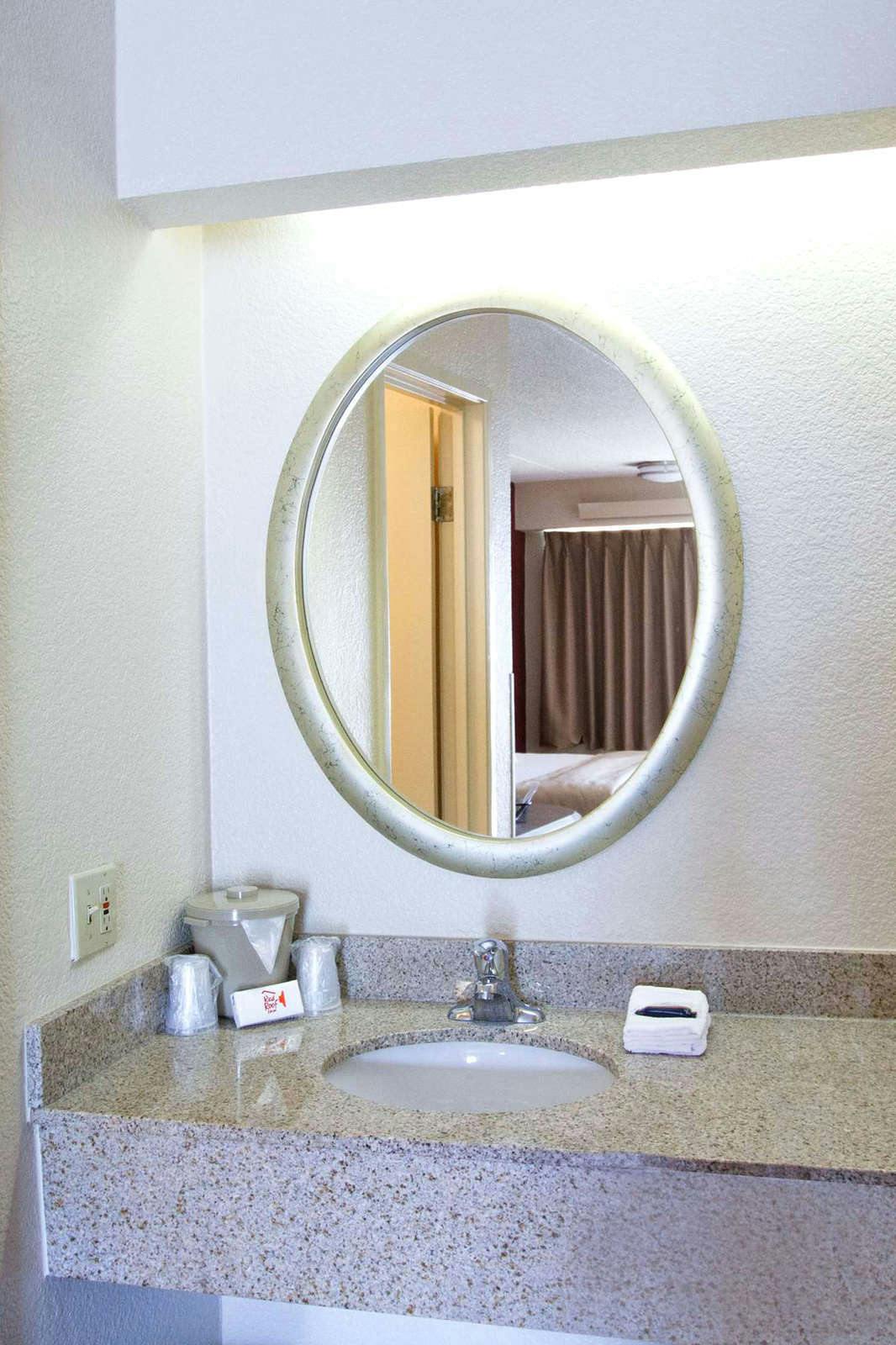 Red Roof Inn El Paso East El Paso Hoteltonight