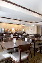 Hotel Holiday Inn Express Hotel & Suites Newport photo 4