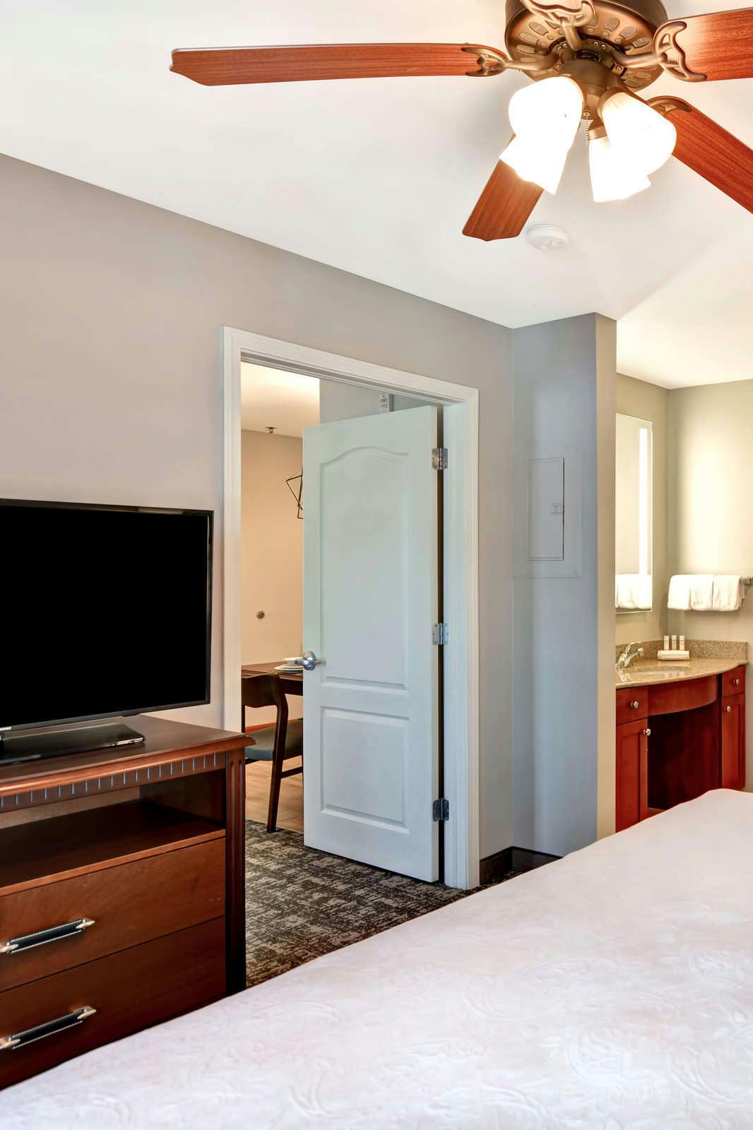 Hotel Homewood Suites Reno photo 4