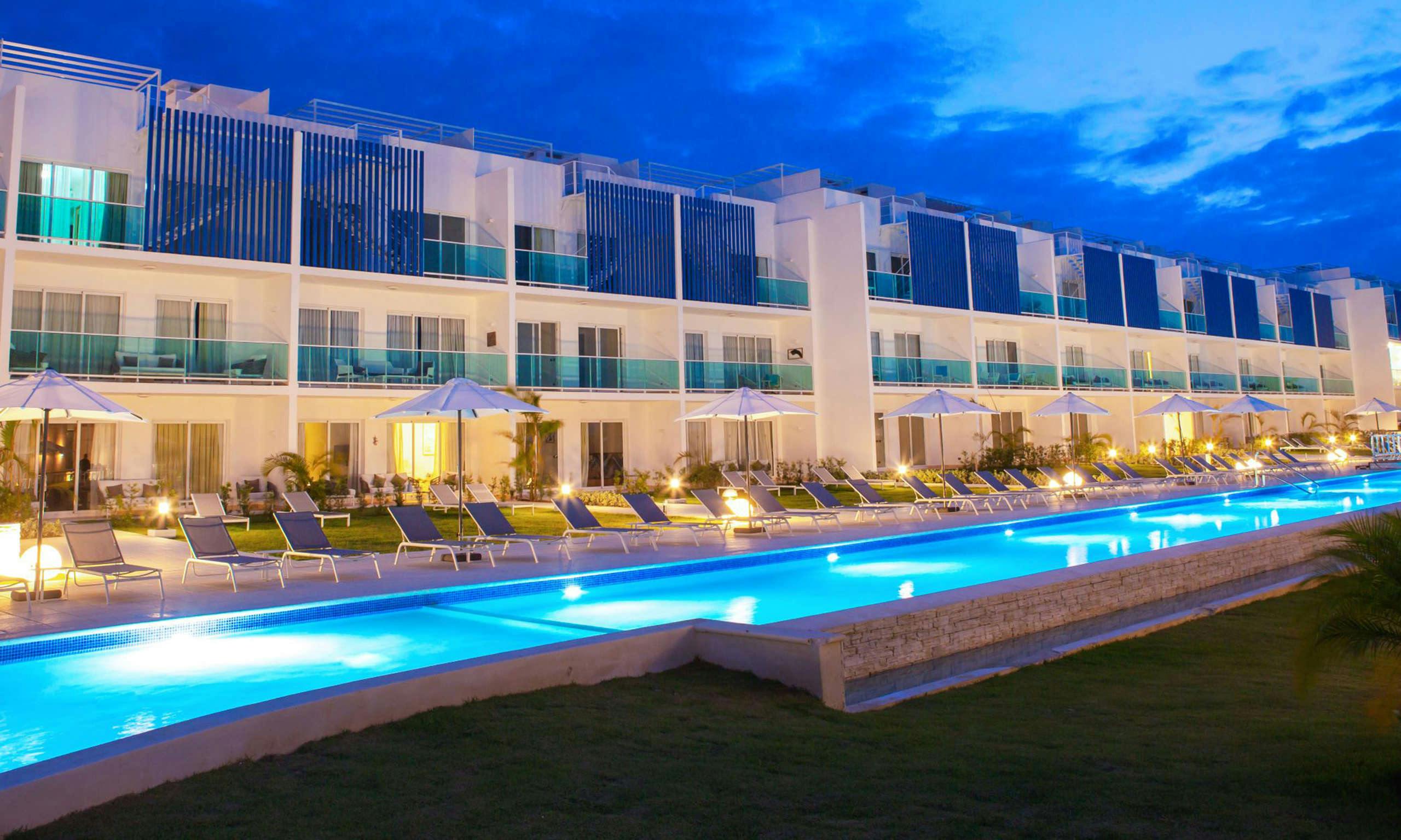 Coral House Suites by CanaBay Hotels