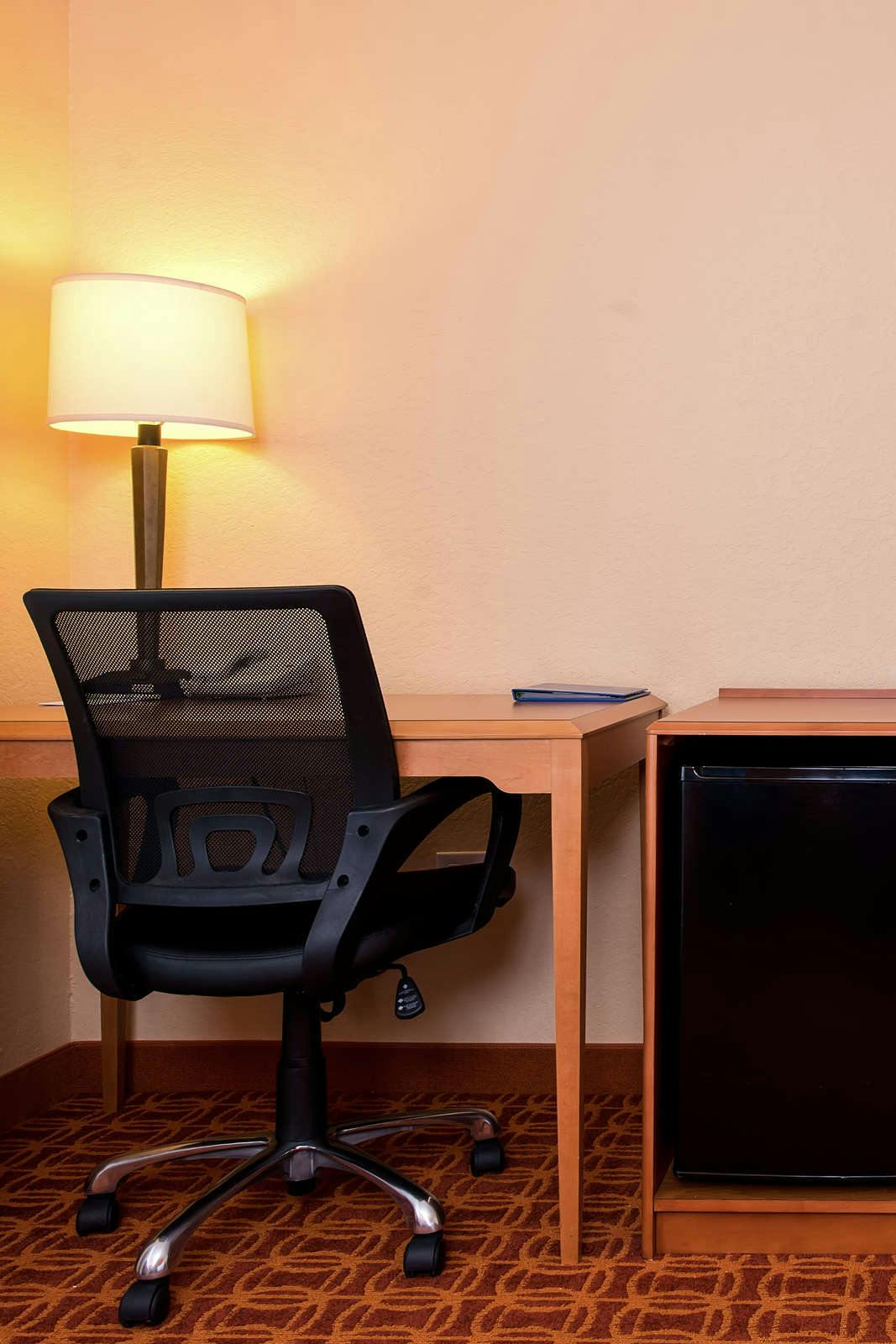 Hotel Fairfield Inn & Suites Lawton photo 4