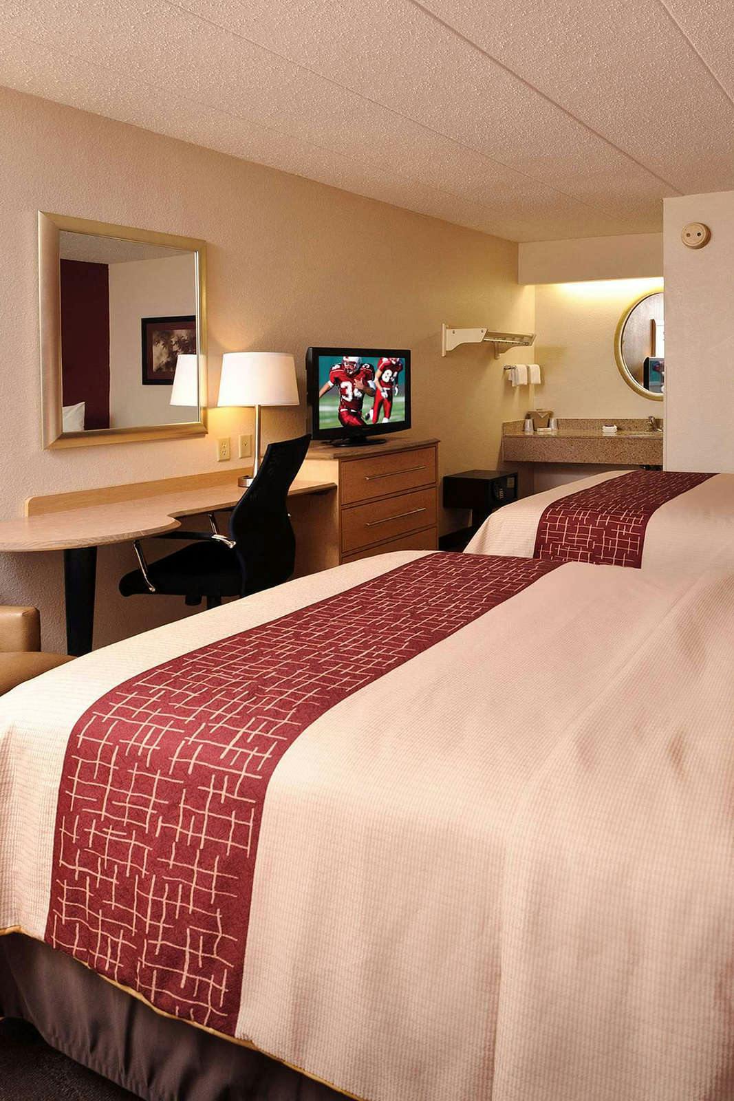 Red Roof Inn Louisville East Hurstbourne Louisville Hoteltonight