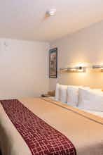 Hotel Red Roof Inn Dayton North Airport photo 1
