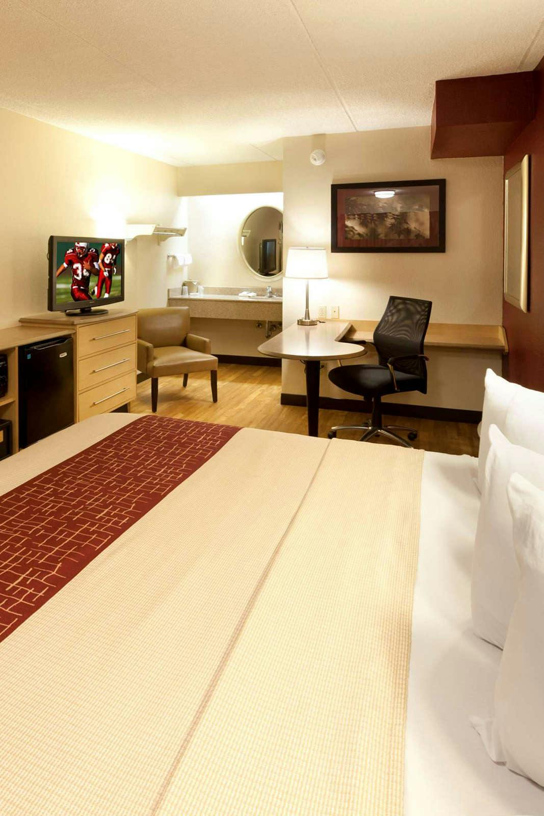 Hotel Red Roof Inn Dayton North Airport photo 2