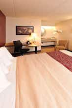 Hotel Red Roof Inn Dayton North Airport photo 4