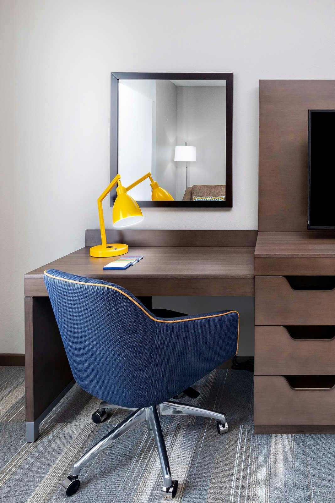 Hotel Hampton Inn & Suites San Diego Airport Liberty Station photo 5