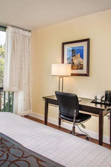 Hotel Red Lion Hotel Monterey photo 2