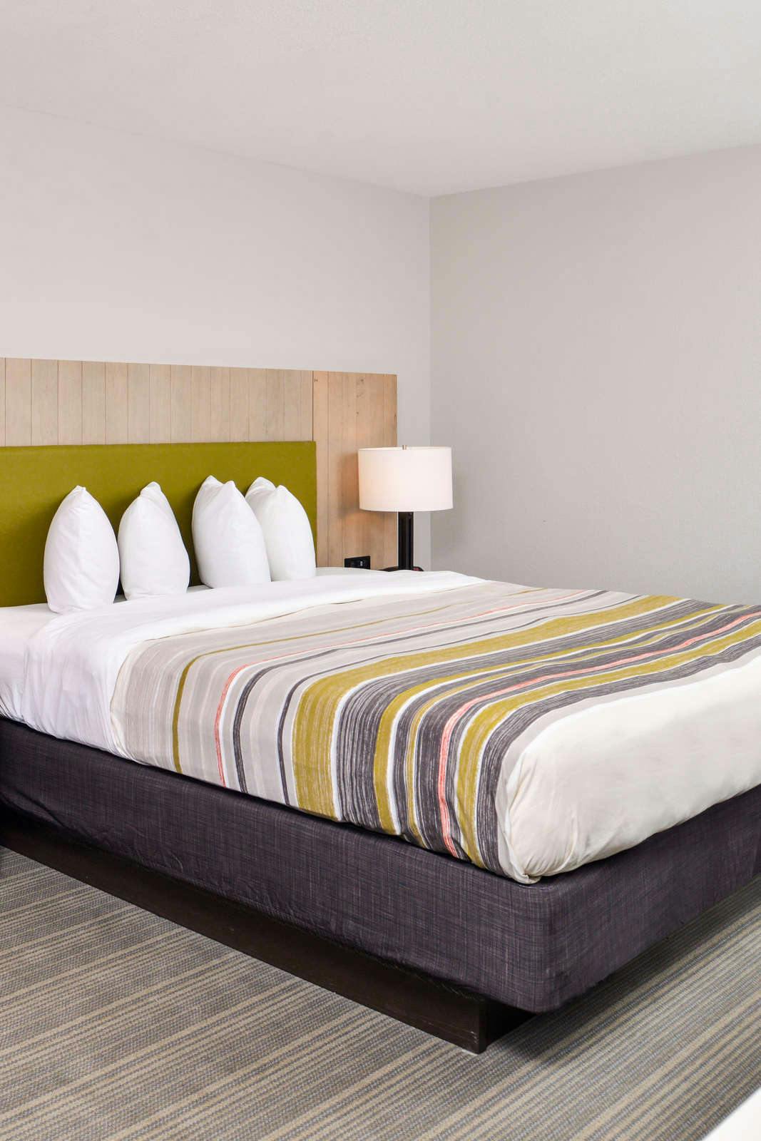 Hotel Country Inn & Suites by Radisson, Tinley Park, IL photo 3