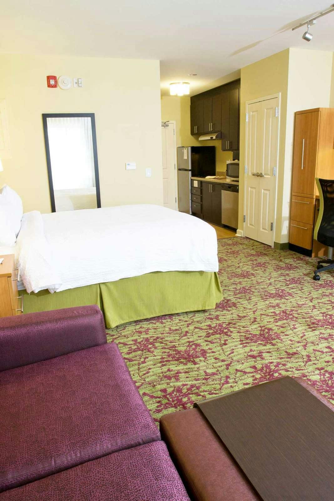 Hotel TownePlace Suites Jackson Ridgeland/The Township at Colony Park photo 2