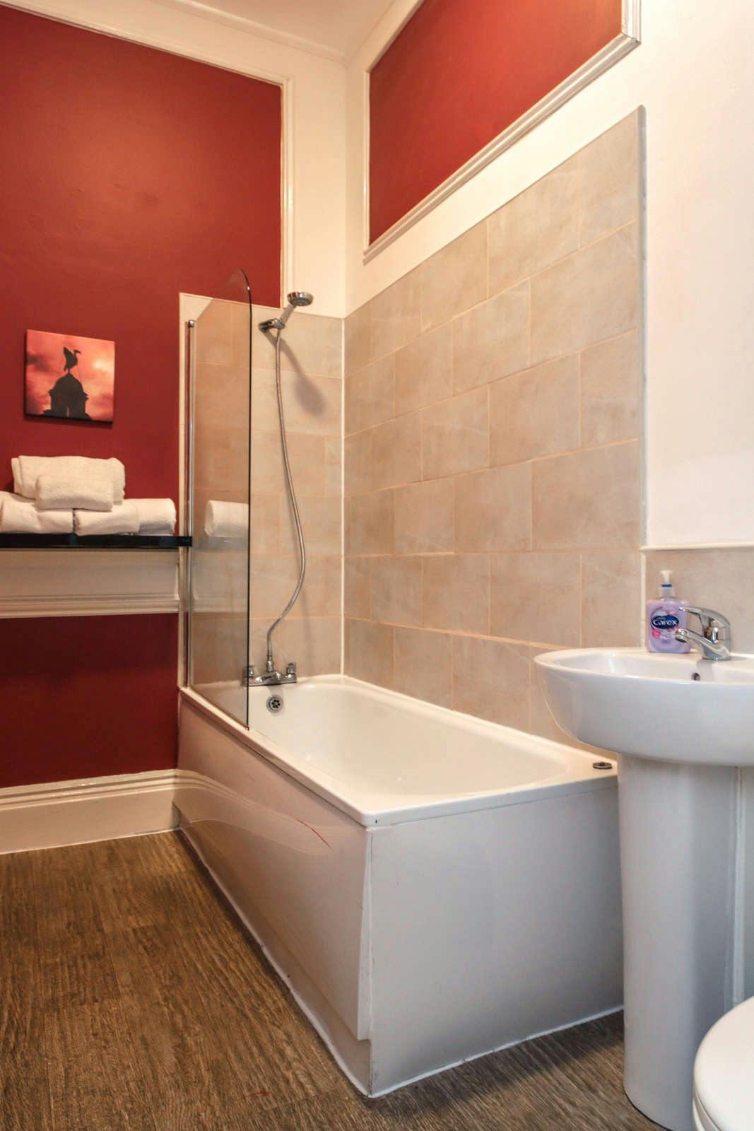 Hotel City Studios - Rodney Street photo 4