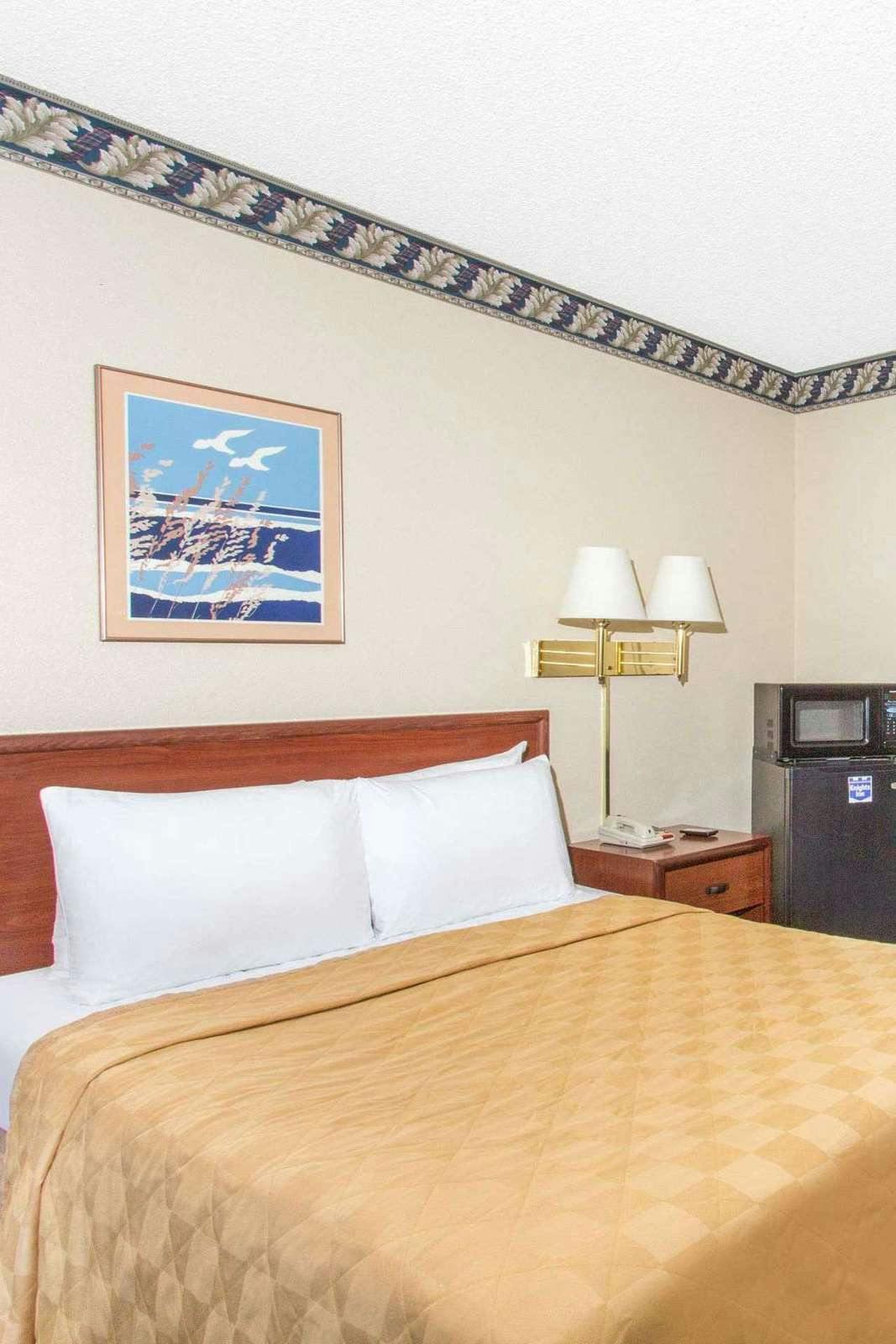 Hotel Knights Inn Madera photo 4