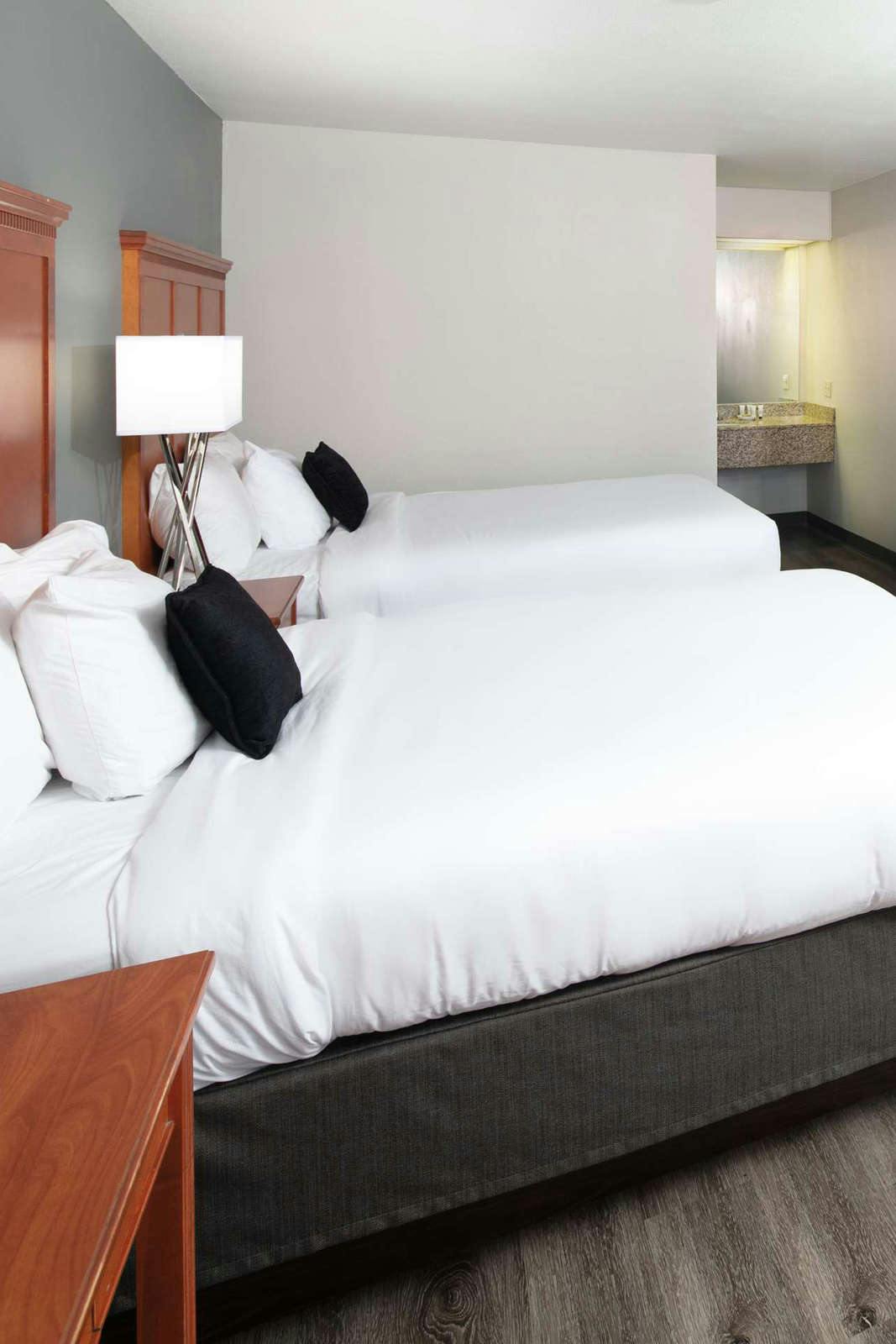 Hotel Red Lion Inn & Suites Deschutes River Bend photo 4