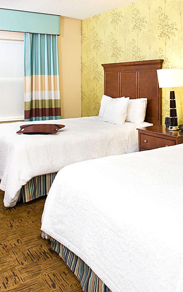 Hotel Hampton Inn & Suites Exeter photo 2