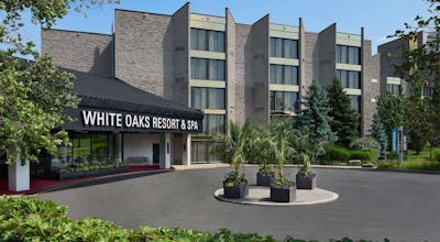 White Oaks Conference Resort & Spa