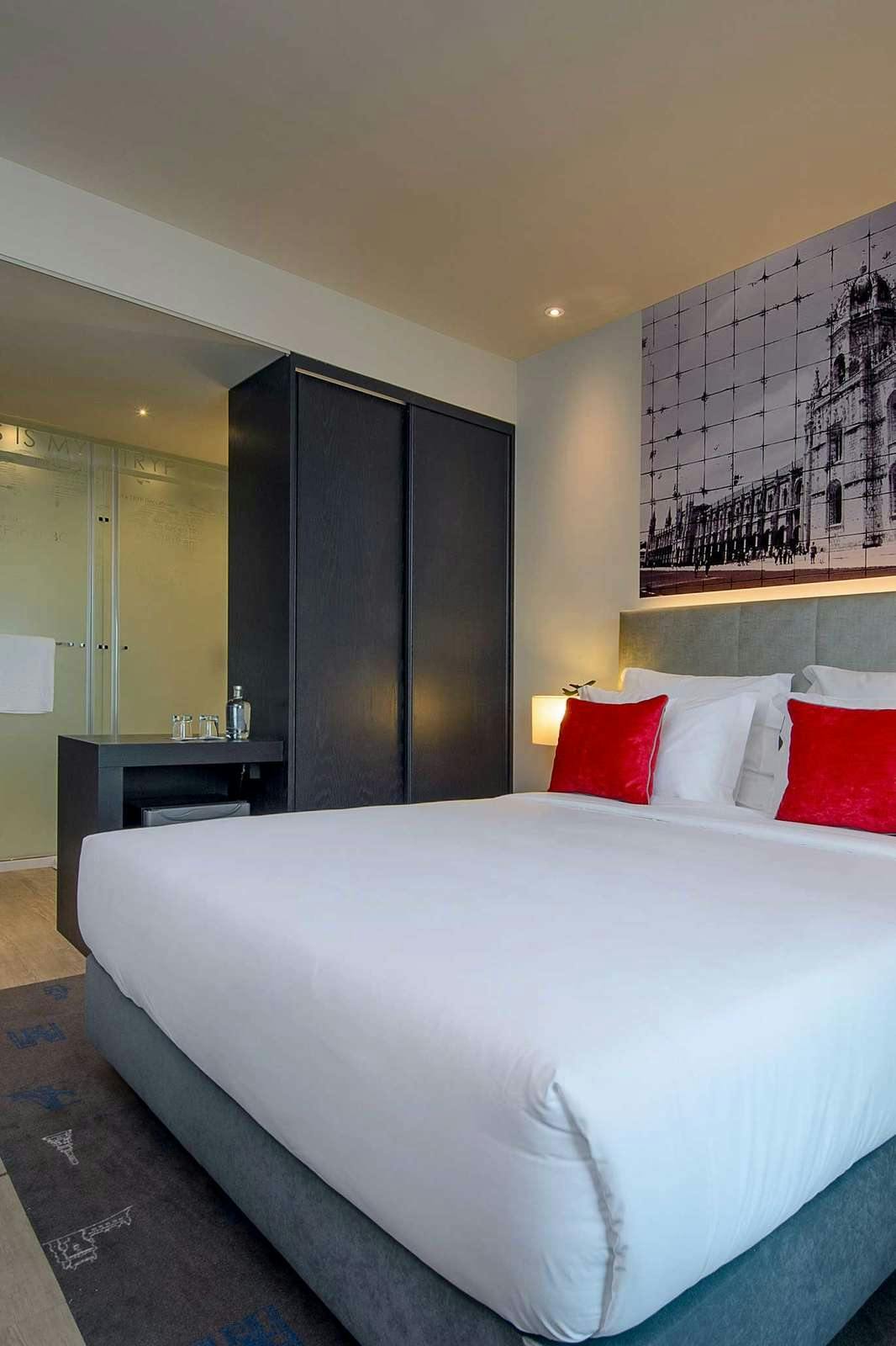 Hotel TRYP Lisboa Aeroporto photo 2