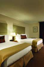 Hotel Executive Suites Hotel & Conference Centre Metro Vancouver photo 3