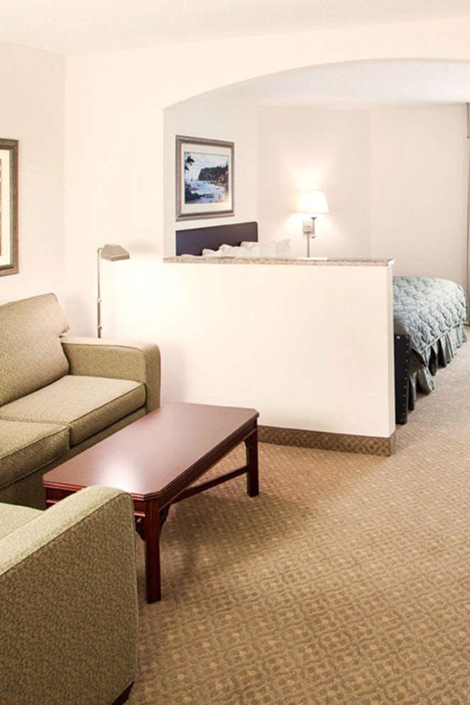 Hotel Ann Arbor Regent Hotel & Suites photo 2