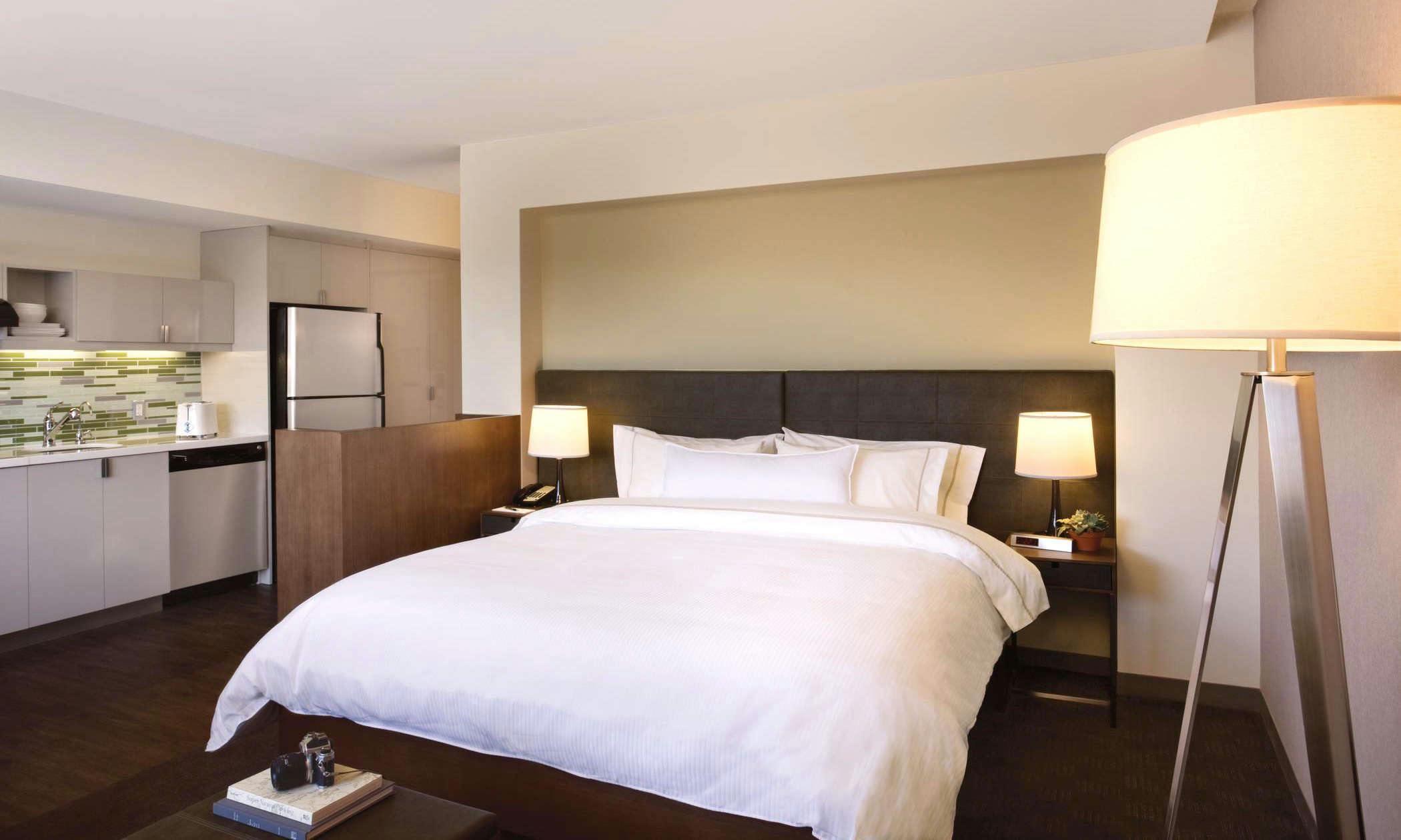 Hotel Element Lexington photo 2