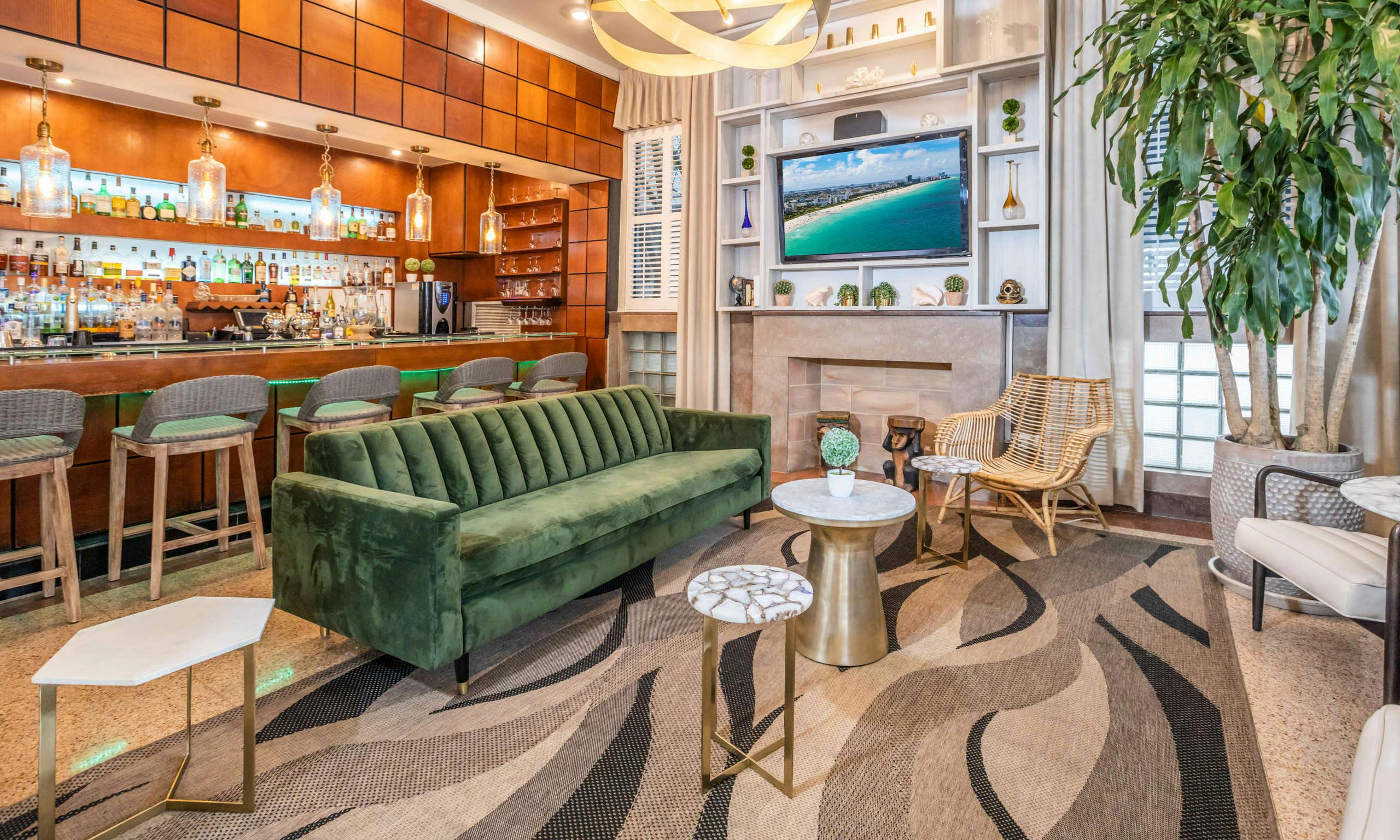 Chesterfield Hotel & Suites, Miami Beach - HotelTonight