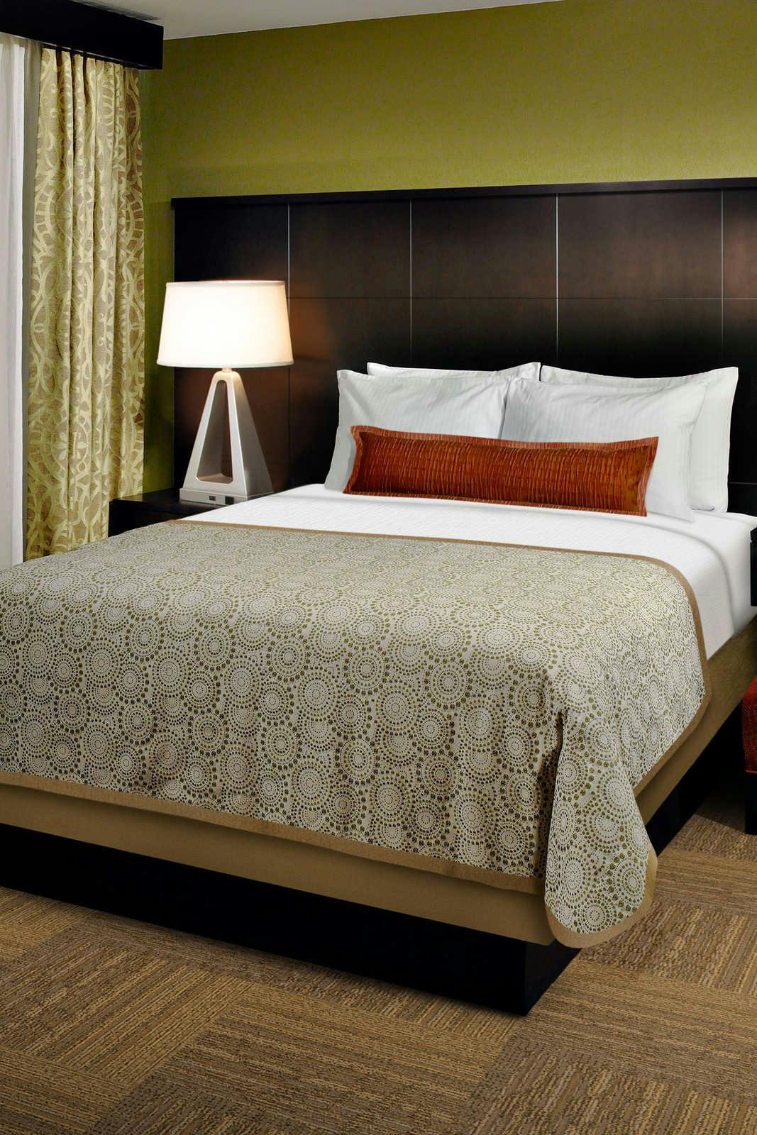 Hotel Staybridge Suites Denton photo 1