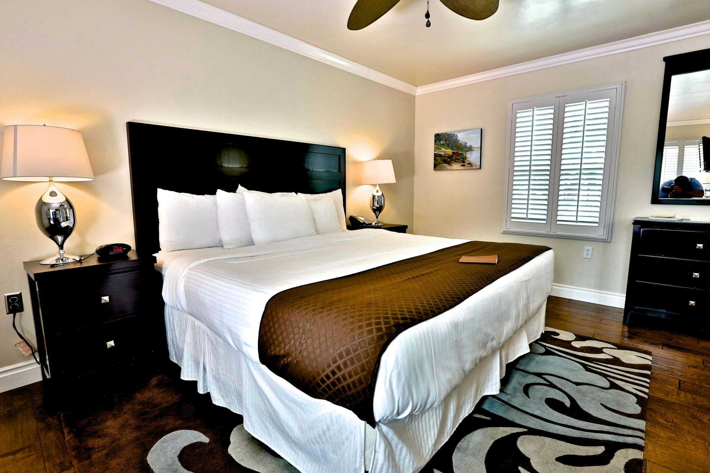 Hotel Beach Bungalow Inn and Suites photo 5